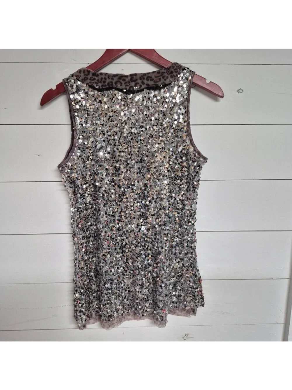 Chicos Silver Sequin Tank Top With Leopard Print Collar Womens Size 0 Sparkly Pa - Picture 5 of 6